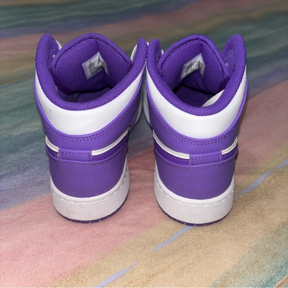 Nike Air Jordan 1 Mid Purple Venom Size 6Y / women’s 7.5 - Picture 7 of 10